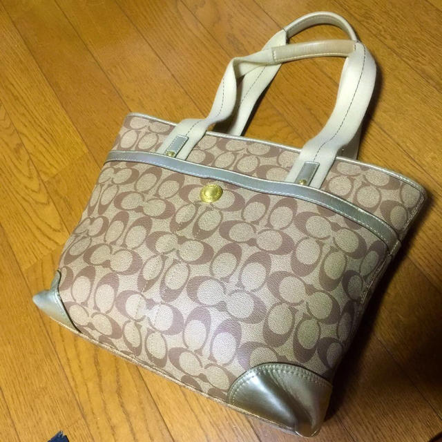 COACH(コーチ)のコーチ エナメル バッグ レディースのバッグ(トートバッグ)の商品写真