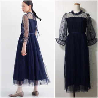 メルロー(merlot)の♡完売品♡merlot plusフラワー刺繍チュール切り替えワンピース ドレス(ロングドレス)