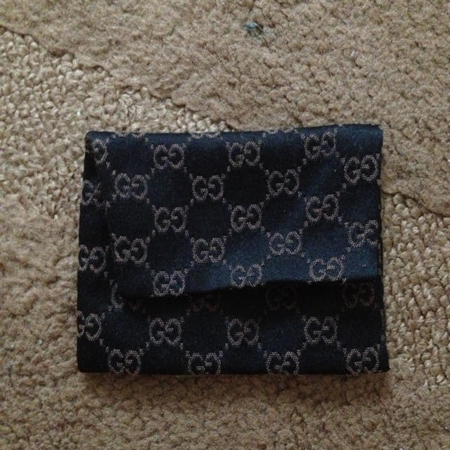Gucci(グッチ)のGUCCI  巾着 レディースのファッション小物(ポーチ)の商品写真