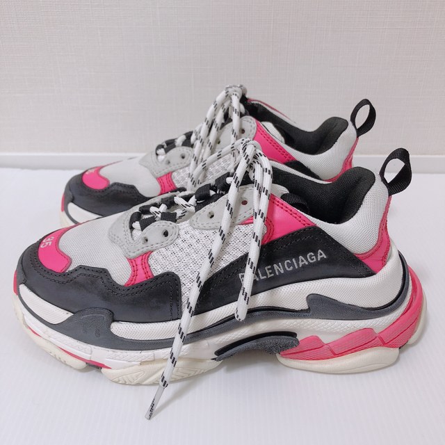 Balenciaga(バレンシアガ)のBALENCIAGA バレンシアガ トリプルS 35 レディースの靴/シューズ(スニーカー)の商品写真