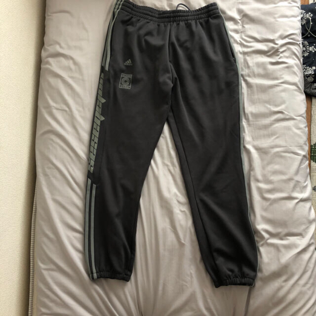 adidas(アディダス)のADIDAS ORIGINALS CALABASAS TRACK PANTS メンズのパンツ(その他)の商品写真