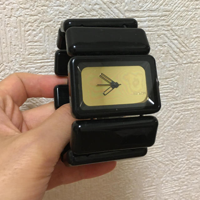 Nixon ブレスレット型腕時計