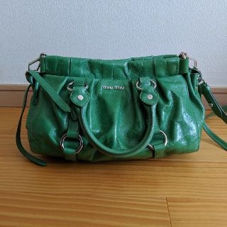 バッグmiumiu バッグ　グリーン　VITELLO LUX　最終お値下げ