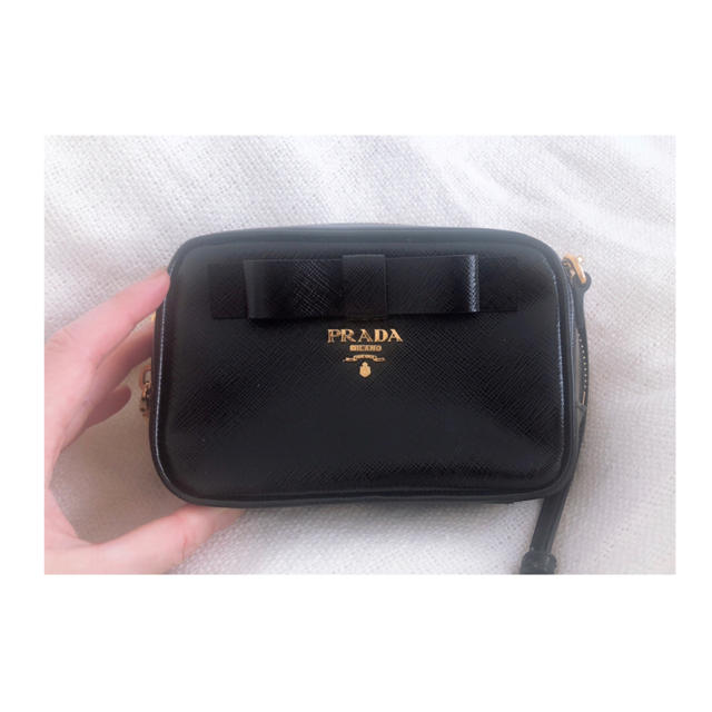 バッグPRADA ミニショルダーポシェット