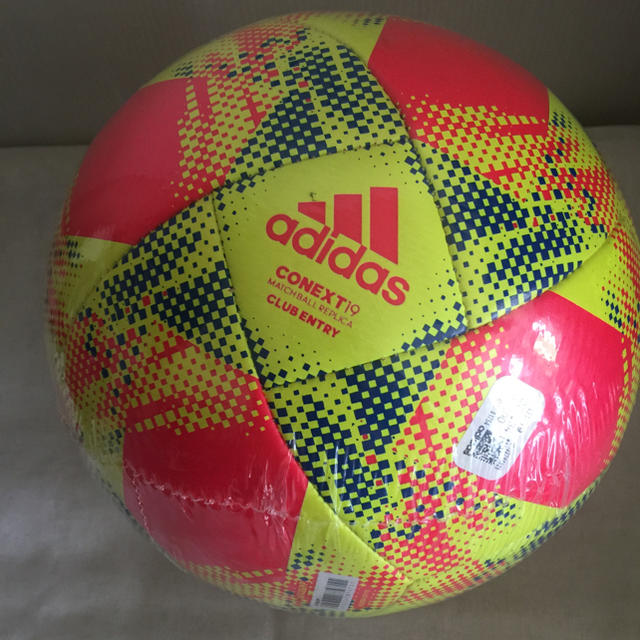 adidas(アディダス)のアディダス コネクト19 クラブエントリー 4号 サッカーボール スポーツ/アウトドアのサッカー/フットサル(ボール)の商品写真