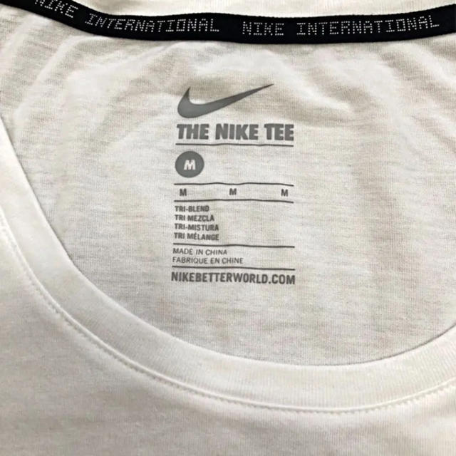 NIKE(ナイキ)のNIKE ナイキ Tシャツ スポーツ/アウトドアのランニング(ウェア)の商品写真