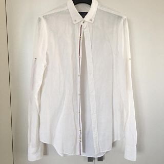 ザラ(ZARA)の＊ZARA  MAN スリムフィット シャツ 白＊(シャツ)