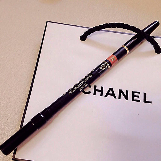 CHANEL(シャネル)のシャネル  リップライナー コスメ/美容のベースメイク/化粧品(リップライナー)の商品写真