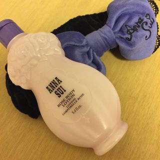 アナスイ(ANNA SUI)のボディローション&ヘアバンド(ボディローション/ミルク)