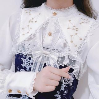 Amavel - 星座刺繍ブラウスの通販 by shop|アマベルならラクマ amavel ベスト(ネイビー)&星座ブラウス(黒)セット お値下げご相談下さい