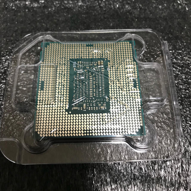 Intel Core i7-8700K 殻割りクマメタル化済