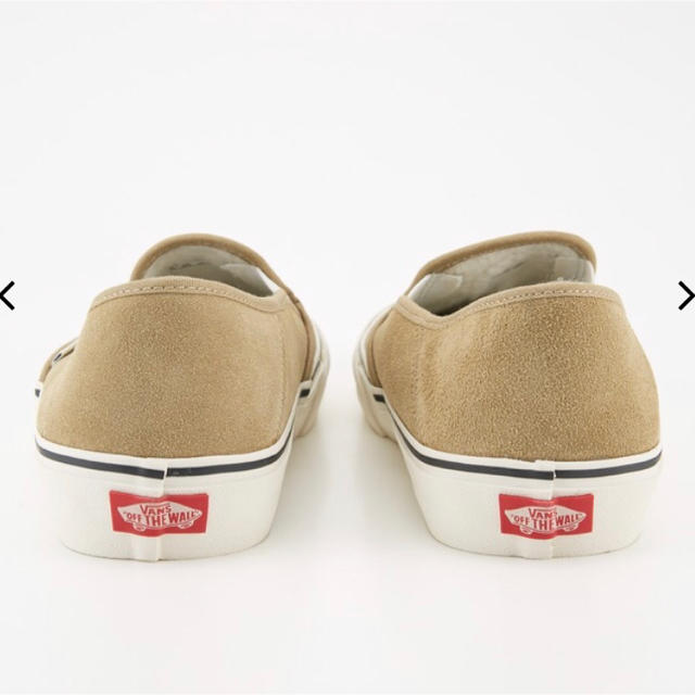 VANS(ヴァンズ)の【値下げ/新品】VANS（ヴァンズ）スリッポン ベージュ レディースの靴/シューズ(スリッポン/モカシン)の商品写真