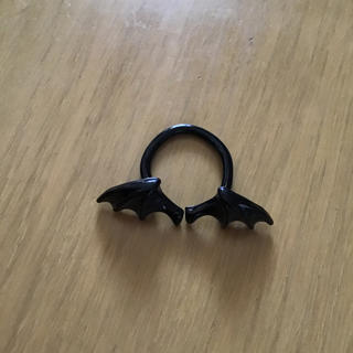 黒の羽のリング(リング(指輪))