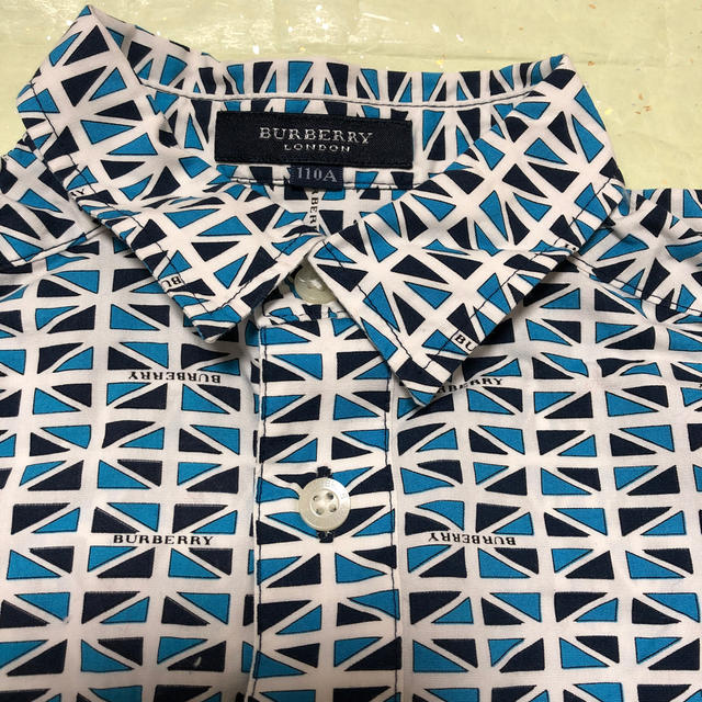 BURBERRY(バーバリー)のバーバリー 半袖シャツ キッズ/ベビー/マタニティのキッズ服男の子用(90cm~)(ブラウス)の商品写真