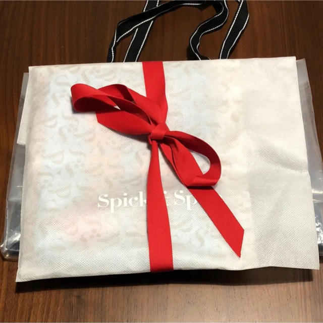 Spick & Span(スピックアンドスパン)の【Spick and Span】新品 スパンコールポーチ レディースのファッション小物(ポーチ)の商品写真