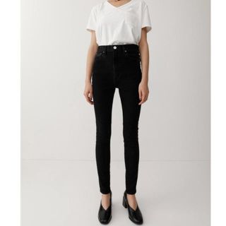 マウジー(moussy)のmoussy リバーススキニー ブラックスキニー デニム 24(スキニーパンツ)