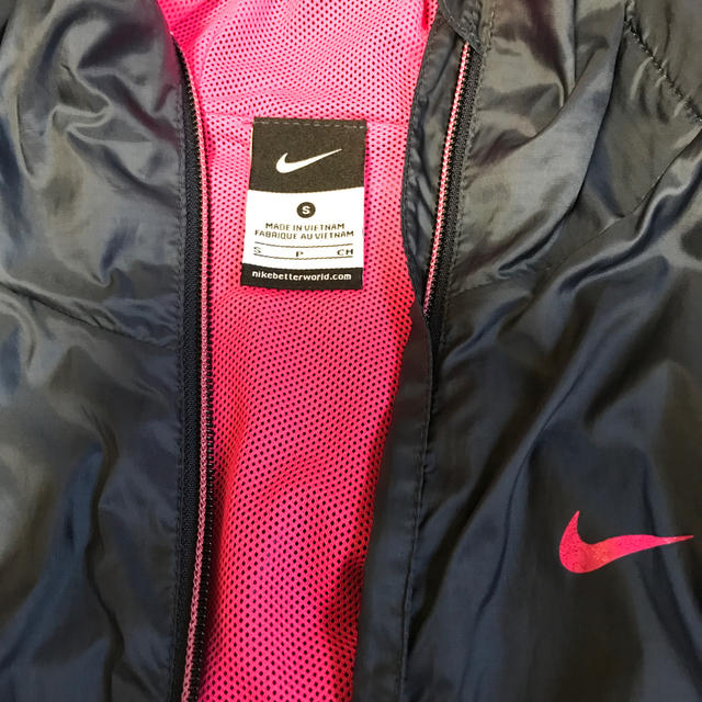 NIKE(ナイキ)のみみんご様専用　ナイキパーカー レディースのトップス(パーカー)の商品写真