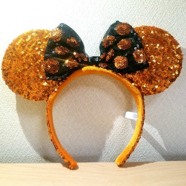 Disney(ディズニー)のスパンコールカチューシャ🎃ハロウィンDisney レディースのヘアアクセサリー(カチューシャ)の商品写真