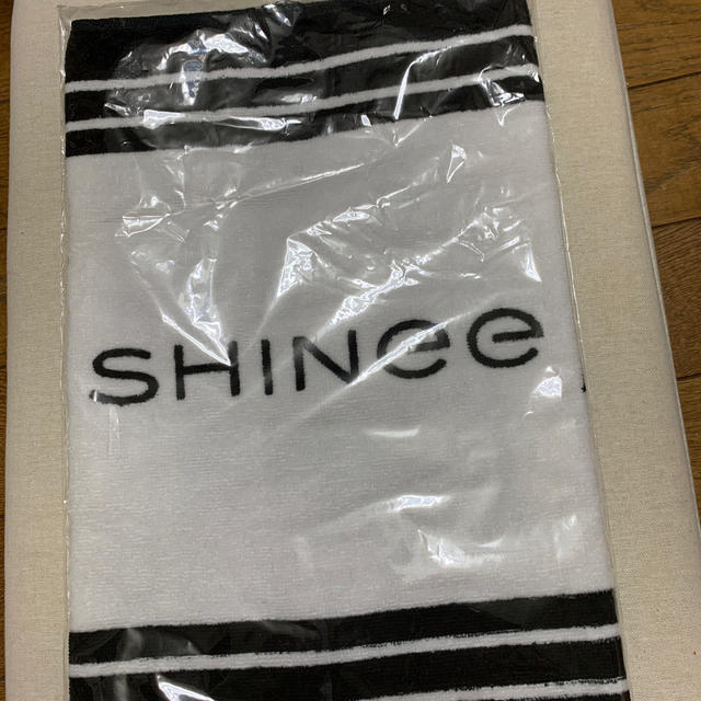 SHINee(シャイニー)のSHINEE エンタメ/ホビーのCD(K-POP/アジア)の商品写真
