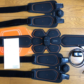 シックスパッド(SIXPAD)の【セット商品】SIXPAD Abs Belt / Leg Belt×2(トレーニング用品)