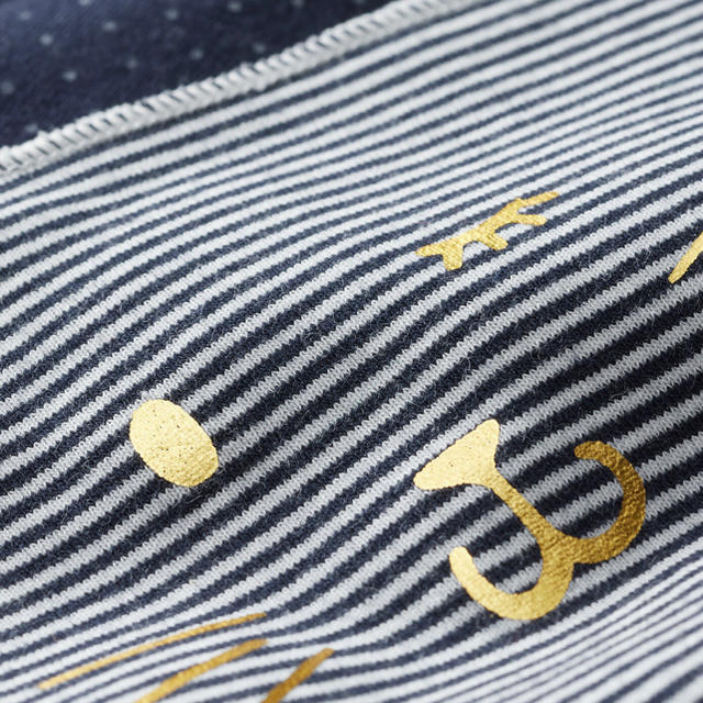 PETIT BATEAU(プチバトー)の新品未使用 プチバトー 三角スタイ２枚組 キッズ/ベビー/マタニティのこども用ファッション小物(ベビースタイ/よだれかけ)の商品写真