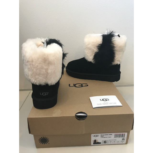 UGG(アグ)のUGG ブーツ 23.0cm 【新品未使用】 レディースの靴/シューズ(ブーツ)の商品写真