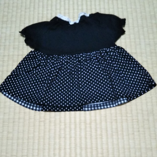 黒フラワーワンピース キッズ/ベビー/マタニティのベビー服(~85cm)(ワンピース)の商品写真