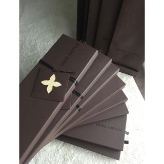 ルイヴィトン(LOUIS VUITTON)の【LOUIS VUITTON】ネクタイの箱8個 （ショッパー付）(その他)