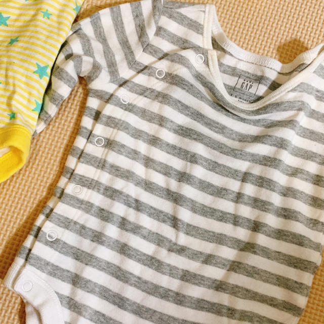 babyGAP(ベビーギャップ)のgap ロンパース 2枚セット キッズ/ベビー/マタニティのベビー服(~85cm)(ロンパース)の商品写真