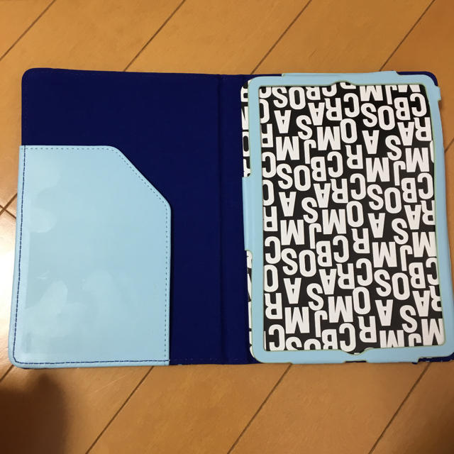 MARC BY MARC JACOBS(マークバイマークジェイコブス)のマークバイマークジェーコブスのiPadケース スマホ/家電/カメラのスマホアクセサリー(iPadケース)の商品写真