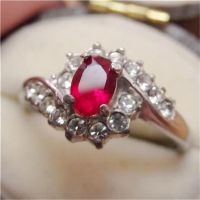 即購入OK♡V037レッドストーン昭和レトロリング指輪ヴィンテージ レディースのアクセサリー(リング(指輪))の商品写真