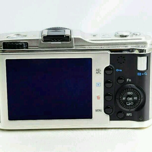 オリンパス E-P1 人気のレンズキット オリンパス E-P1 人気のレンズキット