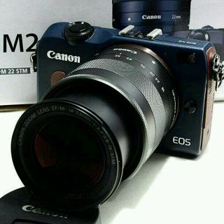 新品級 Canon EOS-M2 キット(ミラーレス一眼)