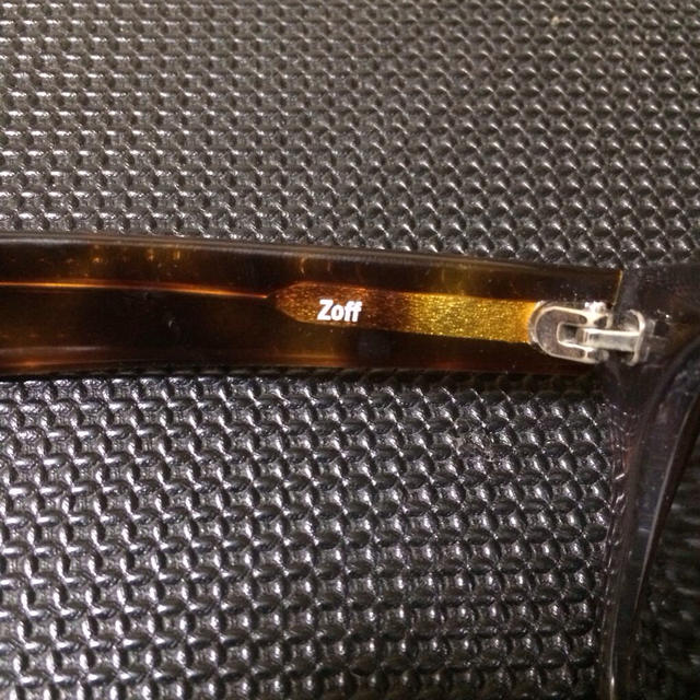 Zoff(ゾフ)のZoff サングラス ケースクロス付き☆ レディースのファッション小物(サングラス/メガネ)の商品写真