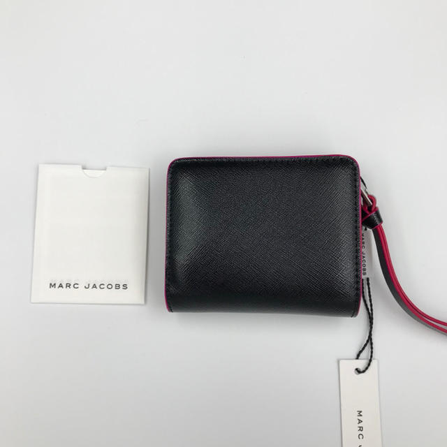 MARC JACOBS(マークジェイコブス)のrippy様 専用 ♡ MARC JACOBS ♡ 二つ折り 財布 ブラック レディースのファッション小物(財布)の商品写真