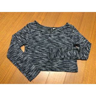 エイチアンドエム(H&M)のトップス(Tシャツ(長袖/七分))