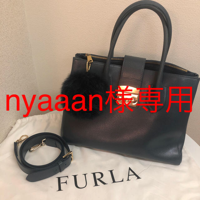 Furla(フルラ)のフルラ バッグ・ファーの毛玉セット レディースのバッグ(ハンドバッグ)の商品写真