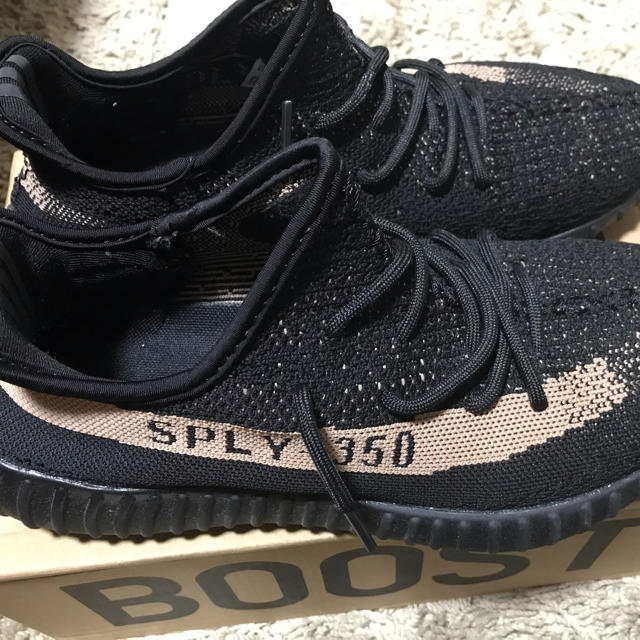 adidas(アディダス)のyeezy boost 350 v2  メンズの靴/シューズ(スニーカー)の商品写真