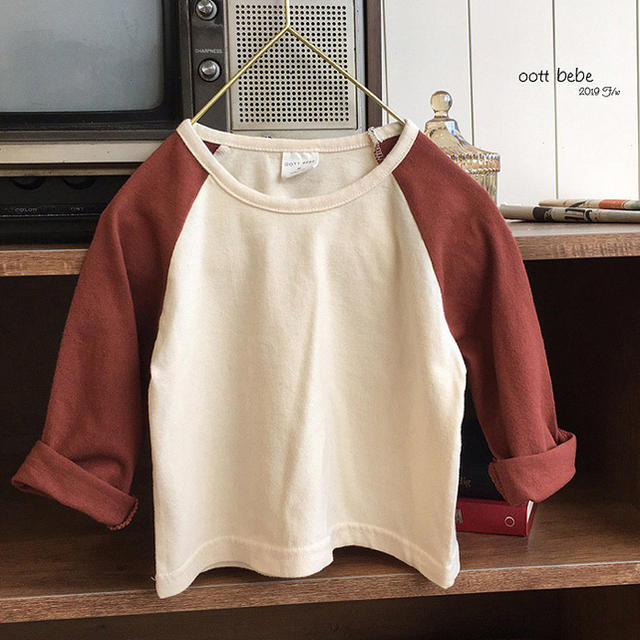 シンプル Tシャツ ロンT キッズ/ベビー/マタニティのキッズ服男の子用(90cm~)(Tシャツ/カットソー)の商品写真
