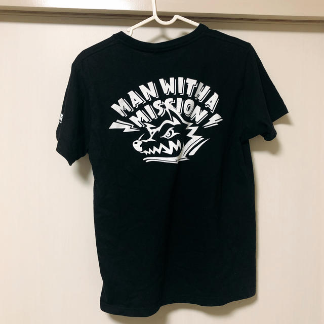 MAN WITH A MISSION(マンウィズアミッション)のマンウィズ ロゴTシャツ S エンタメ/ホビーのタレントグッズ(ミュージシャン)の商品写真