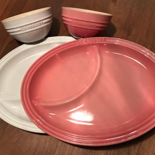 ルクルーゼ(LE CREUSET)の＊みみ様専用＊ル・クルーゼ マルチオーバルプレート&マルチボウルピンク&ホワイト(食器)