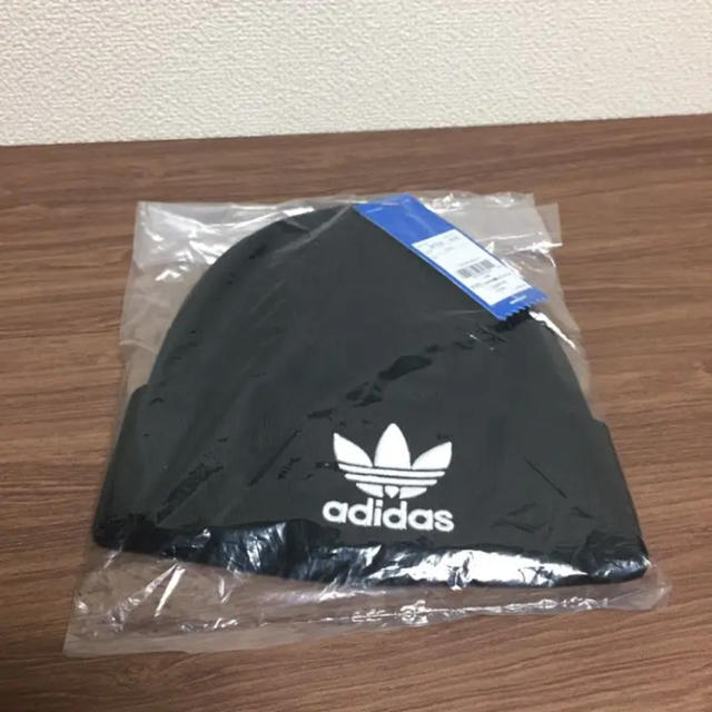 adidas(アディダス)の新品未使用★adidas originals ニット帽 ビーニー キャップ メンズの帽子(ニット帽/ビーニー)の商品写真