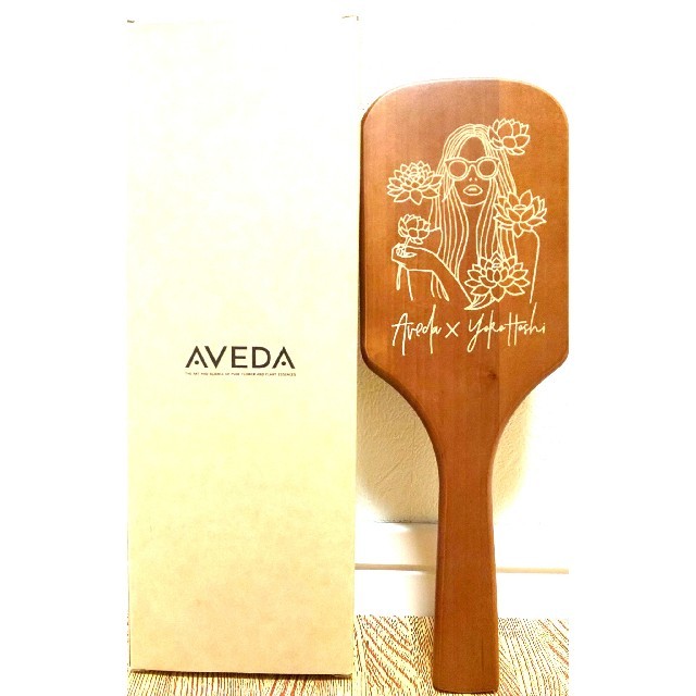 AVEDA(アヴェダ)のAVEDA 手鏡 レディースのファッション小物(ミラー)の商品写真