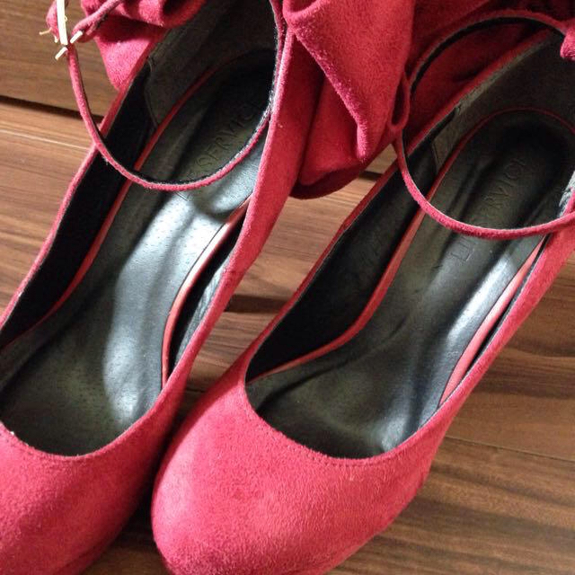 LIP SERVICE(リップサービス)のビッグリボンパンプス♡赤と黒 レディースの靴/シューズ(ハイヒール/パンプス)の商品写真