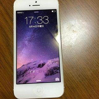 iPhone5 au 16G ケース付(スマートフォン本体)