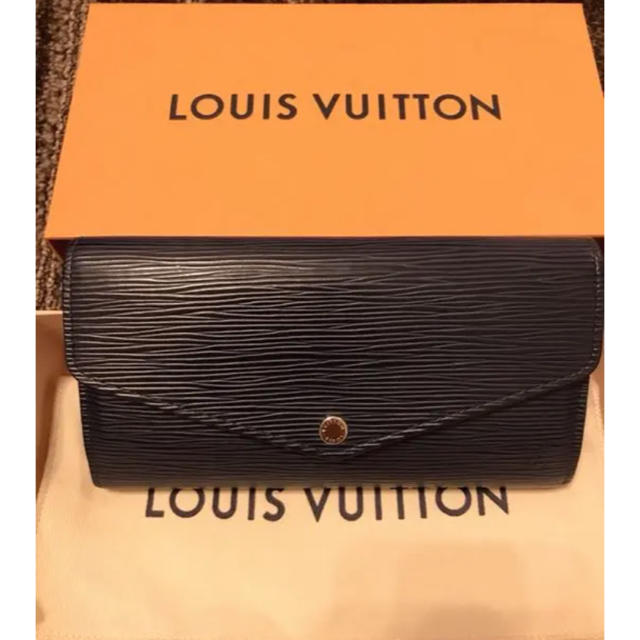 LOUIS VUITTON(ルイヴィトン)のルイ・ヴィトン M60582 エピ ノワール ポルトフォイユ・サラ 長財布 メンズのファッション小物(長財布)の商品写真