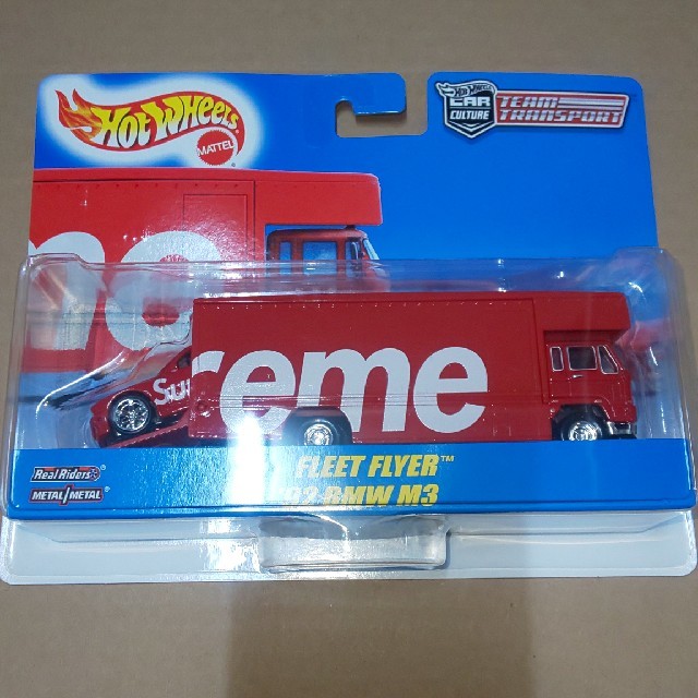 Supreme hotwheels ミニカー 未開封