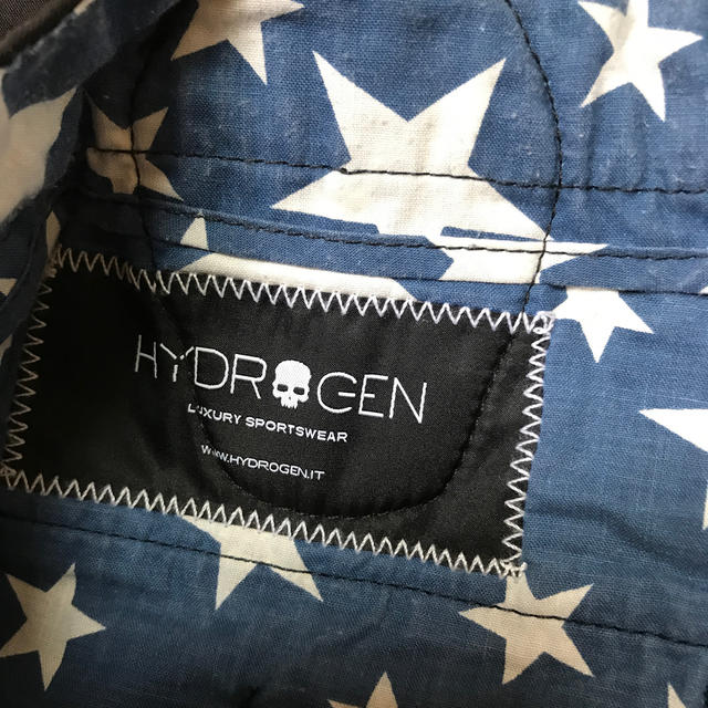 HYDROGEN(ハイドロゲン)のハイドロゲン ハーフパンツ サイズ33インチ メンズのパンツ(ショートパンツ)の商品写真