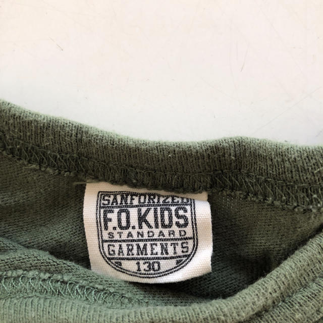 F.O.KIDS(エフオーキッズ)のF.O.KIDS  PEANUTSグリーンカットソー キッズ/ベビー/マタニティのキッズ服女の子用(90cm~)(Tシャツ/カットソー)の商品写真