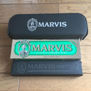 マービス(MARVIS)の新品 MARVIS トラベルセット 歯磨きセット ミント 歯ブラシ ポーチ(歯磨き粉)